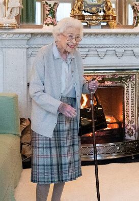 Queen Elizabeth’s hands